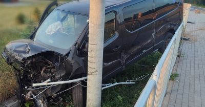 Turza Wielka - nietrzeźwy kierowca przejechał przez dwie bariery ochronne