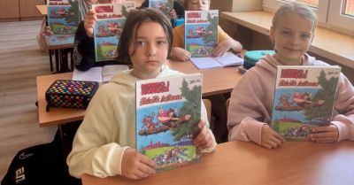 Czwartoklasiści czytali na głos Kajka i Kokosza